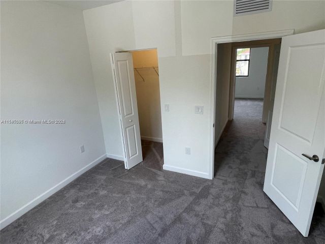 Home for rent at 883 NE 211th St 883 - photo 5093429
