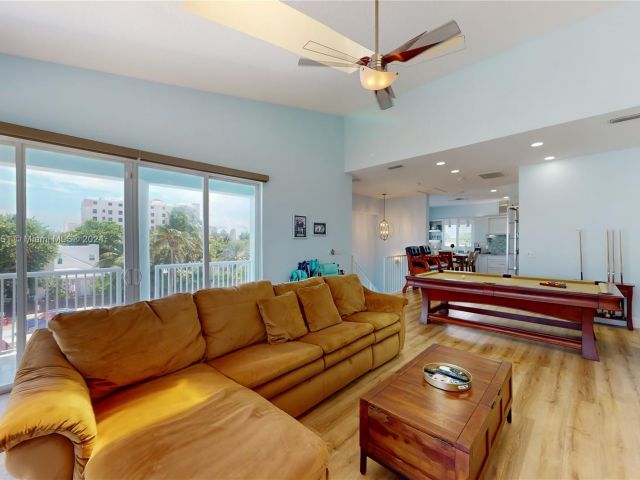 Home for sale at 311 N Surf Rd - photo 5112240