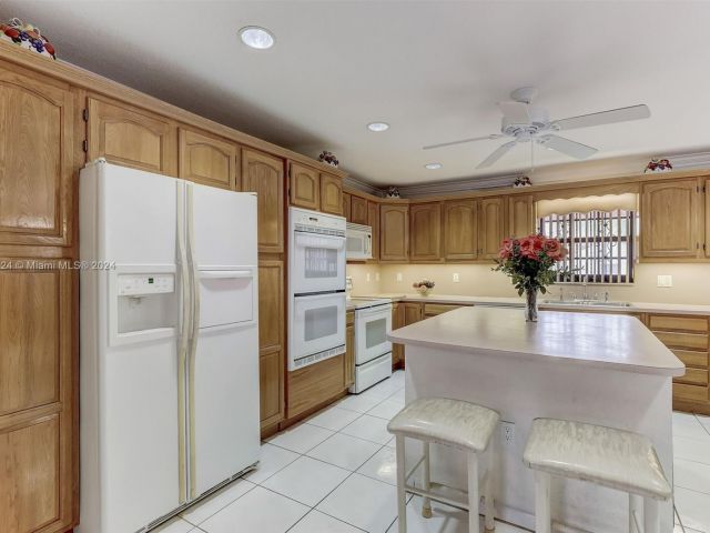Home for sale at 1155 NW 128th Ter - photo 5152736