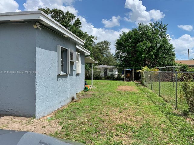 Home for rent at 2370 NW 153rd St - photo 5386751