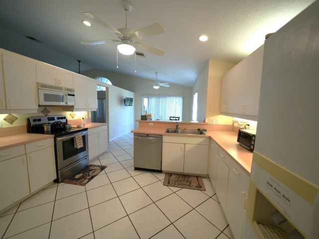 Home for sale at 5754 Aspen Ridge Circle - photo 5135864