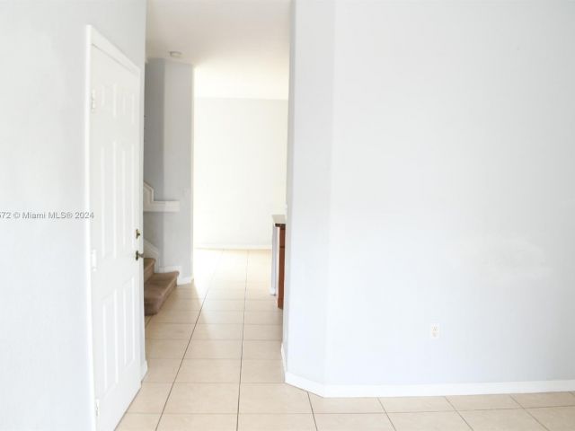 Home for rent at 4436 SW 163rd Psge 4436 - photo 5100239