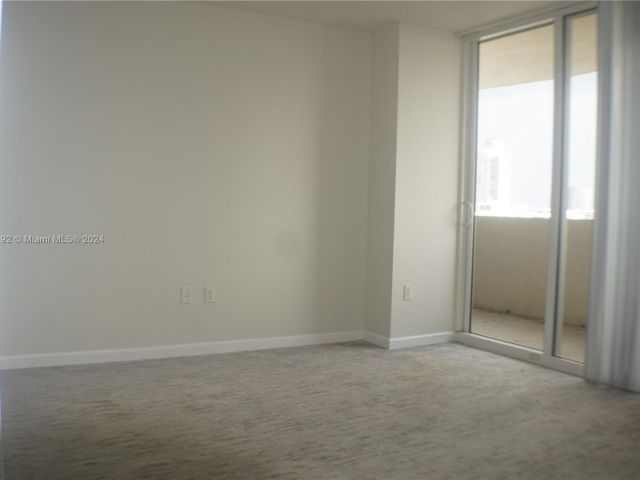 Apartment for rent  Unit #2106 - photo 5104446