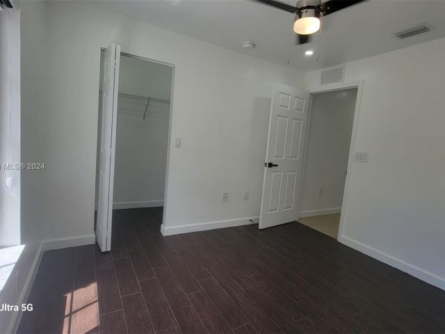 Home for rent at 1019 NE 35th Ave 1019 - photo 5287036