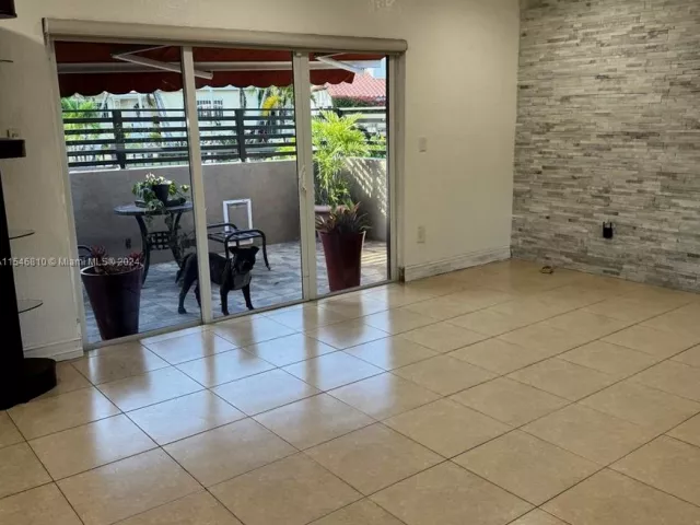 3-bedroom home for sale in Coral Gables - 206 Ponce De Leon Blvd - MondialRealty