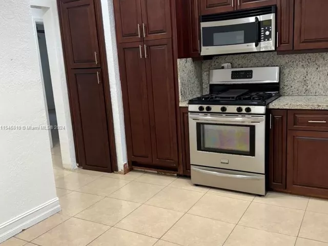 3-bedroom home for sale in Coral Gables - 206 Ponce De Leon Blvd - MondialRealty