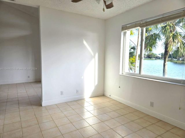 Home for rent at 15820 SW 12th St 15820 - photo 5105310