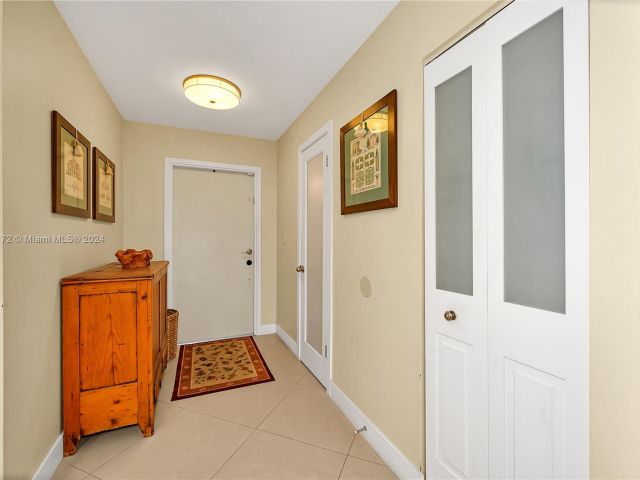 Home for sale at 905 NE 27th Ave 905 - photo 5109072