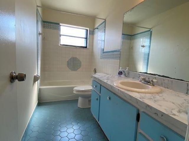 Home for rent at 1301 W 30th Street - photo 5121511