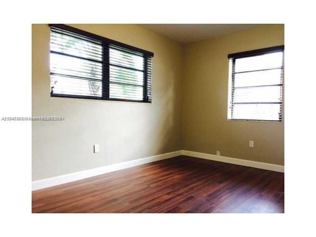 Home for rent at 1150 NW 127th St 1150 - photo 5107593