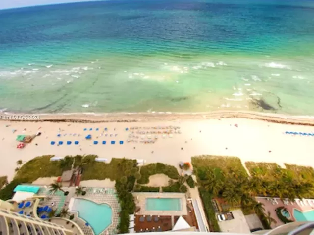 Apartment for sale  Unit #1105 - photo 5110268