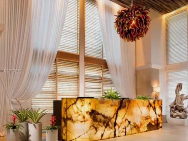 Apartment for sale  Unit #1105 - photo 5110270