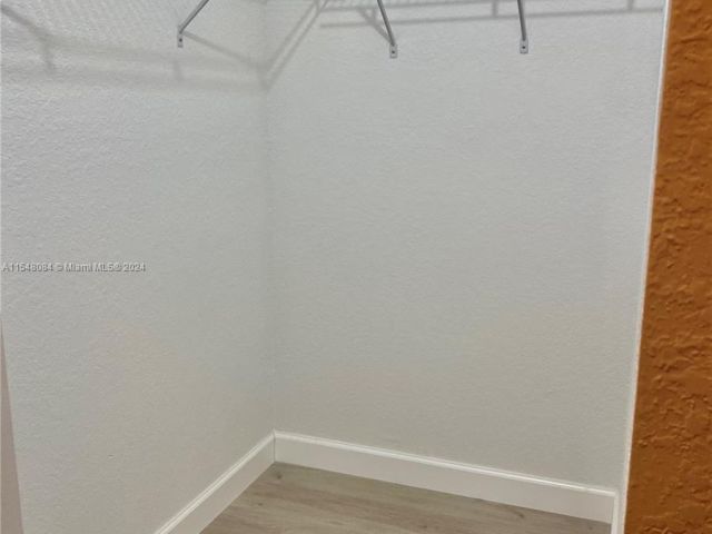 Home for rent at 10281 NW 32nd Ter 10281 - photo 5250505