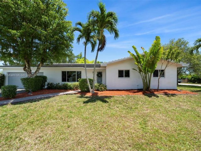 Home for sale at 11723 SW 102nd Ct - photo 5453834