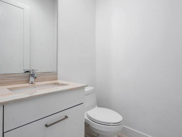 Home for rent at 4053 NW 17th Way - photo 5122035