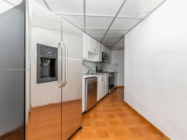 Apartment for sale  Unit #D105 - photo 5119986