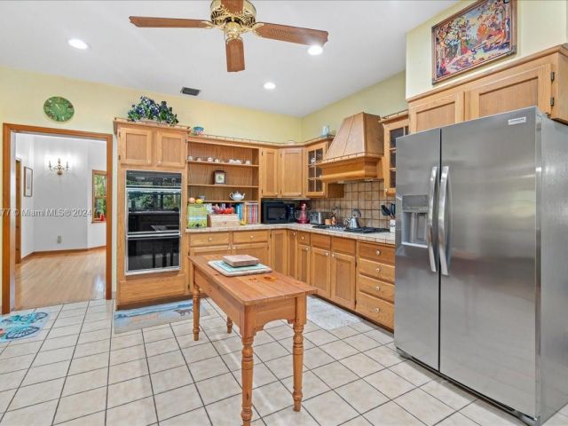 Home for sale at 25855 SW 194th Ave - photo 5136315