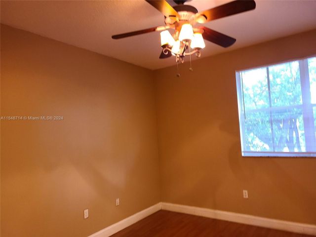 Home for rent at 608 SW 107th Ave 705 - photo 5396133