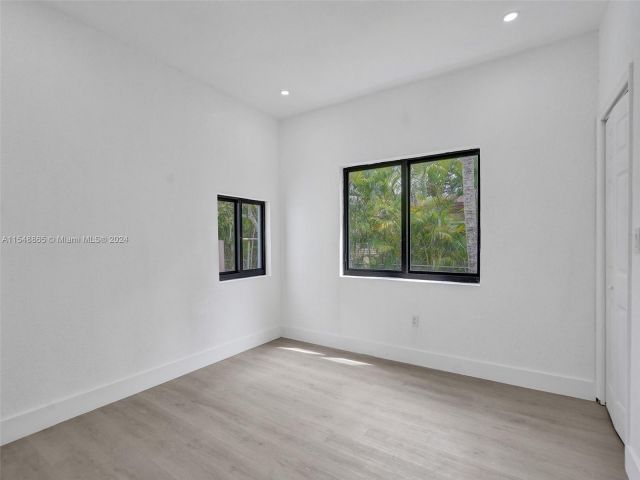 Home for rent at 759 NE 127th St 0 - photo 5132799