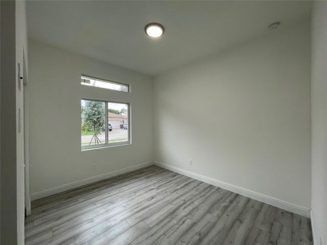 Home for sale at 1112 NE 16 Street - photo 5145822