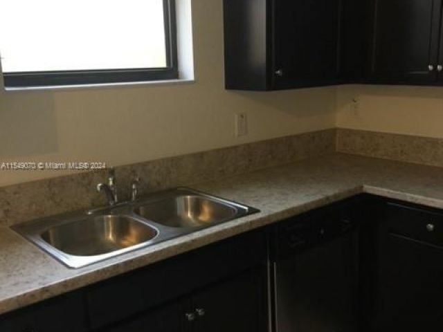 Home for rent at 3371 SE 1st Ct - photo 5128930