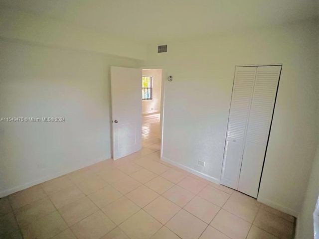 Home for rent at 2335 W Bunche Park Dr - photo 5489178