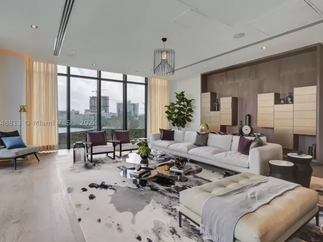 1-bedroom condo for sale in Miami - 480 NE 31st St 2202 - MondialRealty