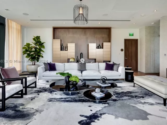 1-bedroom condo for sale in Miami - 480 NE 31st St 2202 - MondialRealty