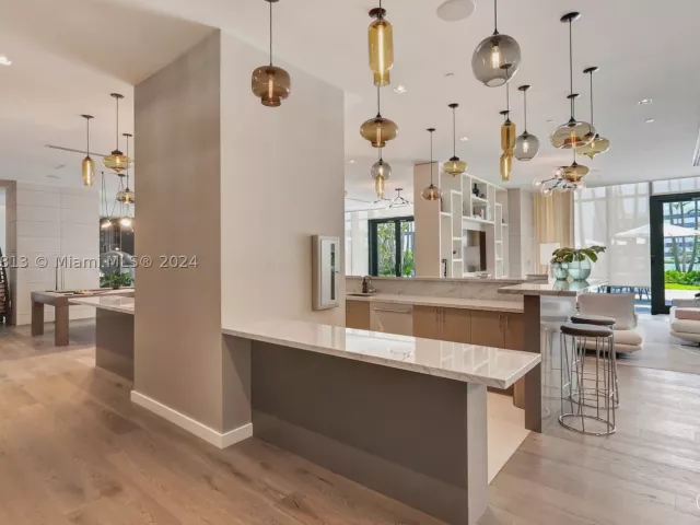 1-bedroom condo for sale in Miami - 480 NE 31st St 2202 - MondialRealty
