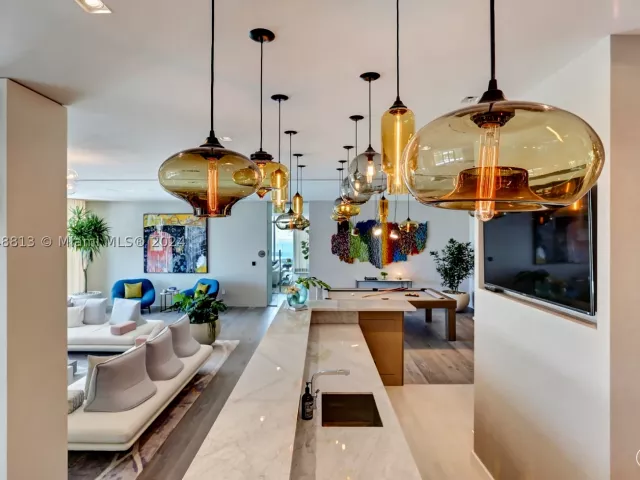 1-bedroom condo for sale in Miami - 480 NE 31st St 2202 - MondialRealty