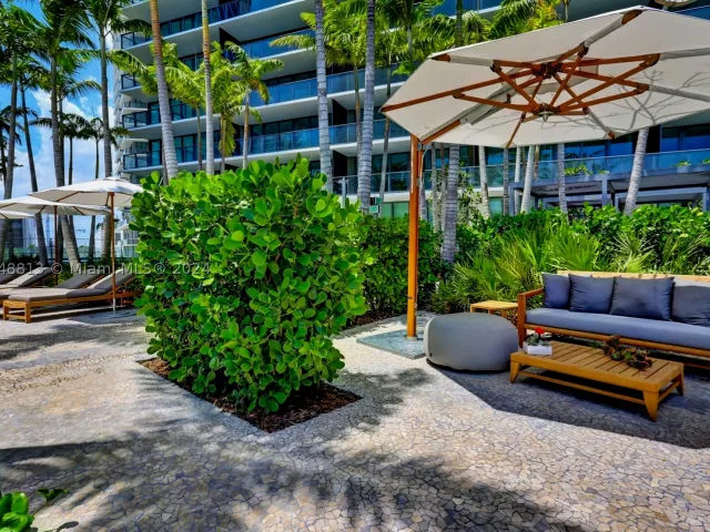 1-bedroom condo for sale in Miami - 480 NE 31st St 2202 - MondialRealty