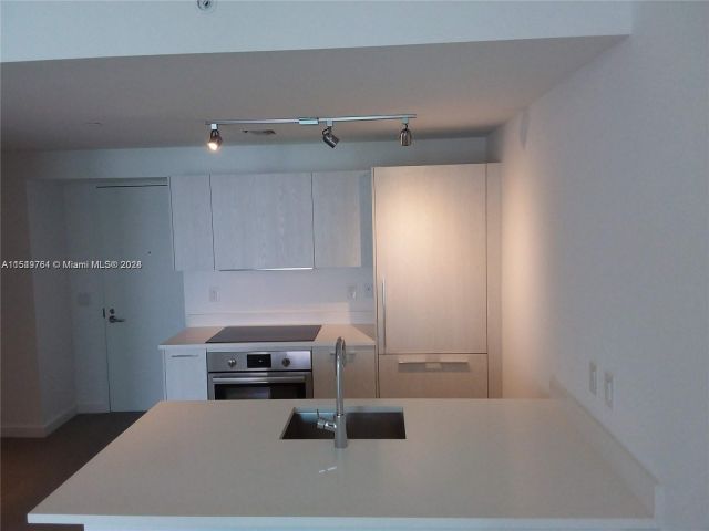 Apartment for sale  Unit #3003 - photo 5132741