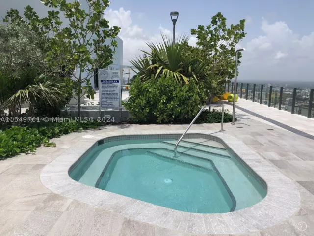 1-bedroom condo for sale in Miami - 501 NE 31st St 3003 - MondialRealty