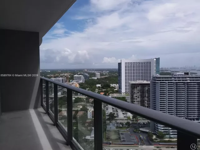 1-bedroom condo for sale in Miami - 501 NE 31st St 3003 - MondialRealty