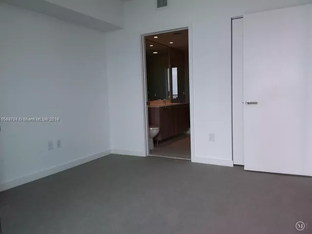 1-bedroom condo for sale in Miami - 501 NE 31st St 3003 - MondialRealty