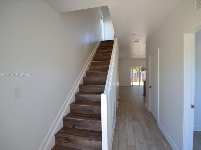 Home for rent at 170 NW 158th St 11 - photo 5131223