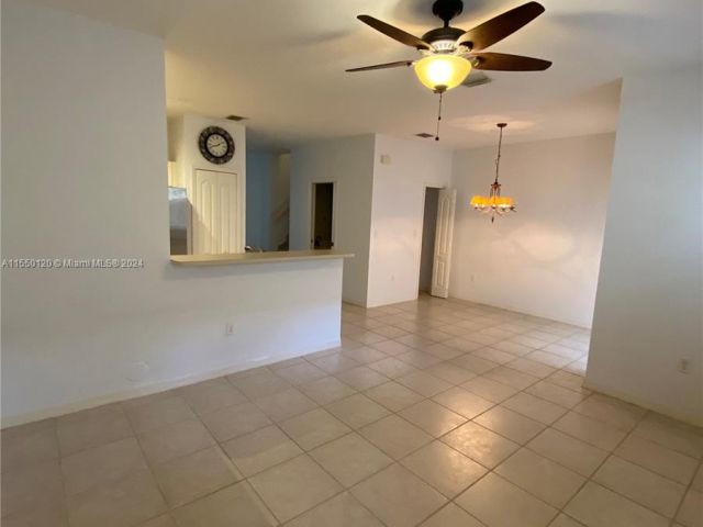 Home for rent at 8910 SW 108th Pl - photo 5131567
