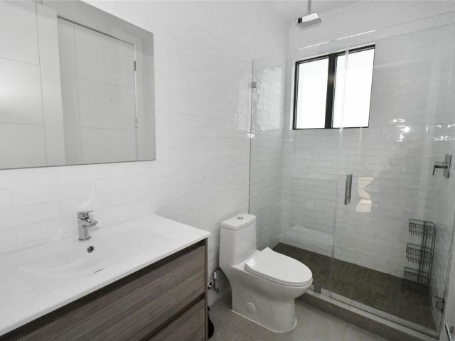 Home for sale at 1116 NE 10th Ave 1116 - photo 5145707