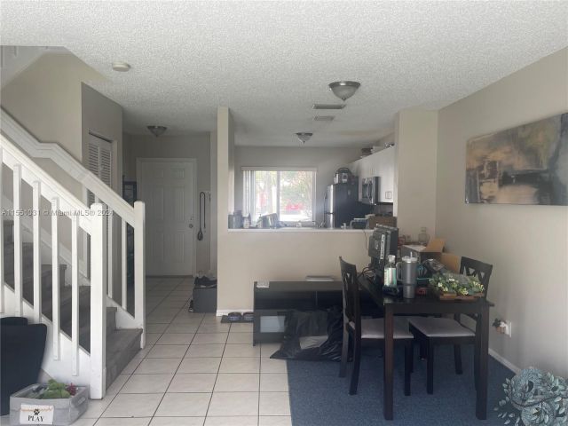 Home for rent at 854 NW 208th Dr 208 - photo 5138381