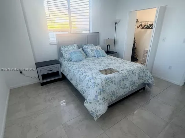 Apartment for rent  Unit #1018 - photo 5571080