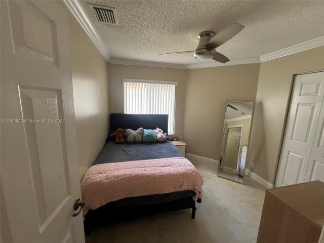 Home for rent at 1713 NW 208th Ter - photo 5142132