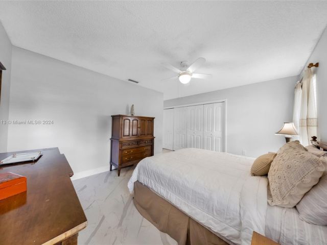Home for sale at 6001 NW 40th St - photo 5143560