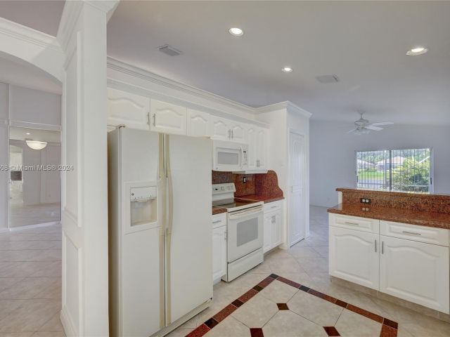 Home for sale at 6523 Via Trento - photo 5147453