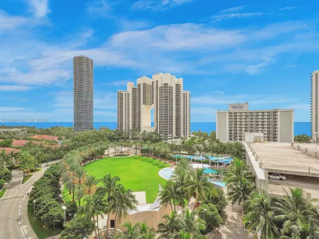 Apartment for sale  Unit #1001 - photo 5719240