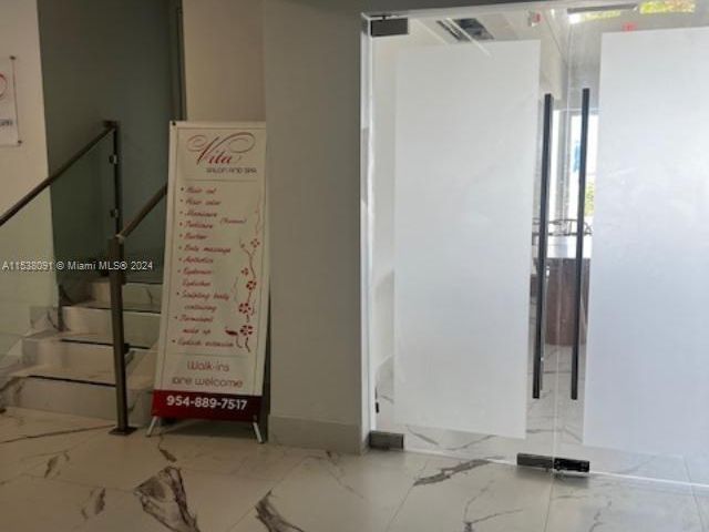 1-bedroom condo for sale in Hallandale Beach - 1904 S Ocean Dr 205 - MondialRealty