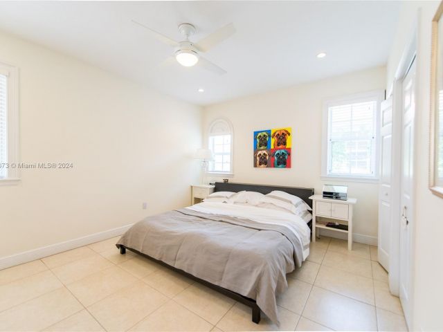 Home for rent at 3229 Virginia St 3229 - photo 5151409