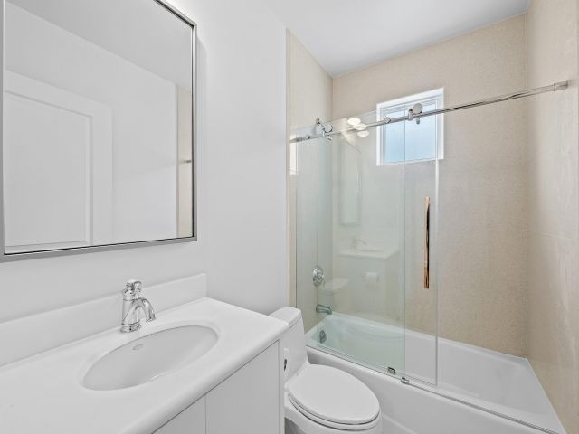 Home for sale at 1522 SE 2nd St - photo 5156128
