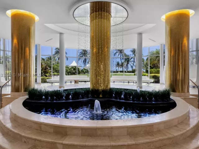 3-bedroom condo for rent in Miami Beach - 5151 Collins Ave 1527 - MondialRealty