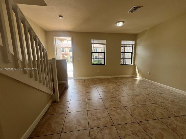 Home for rent at 3213 SE 7th St 3213 - photo 5159065