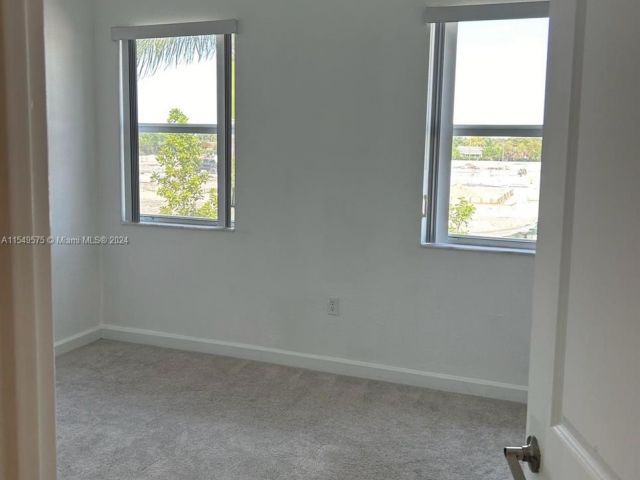 Home for rent at  - photo 5160049